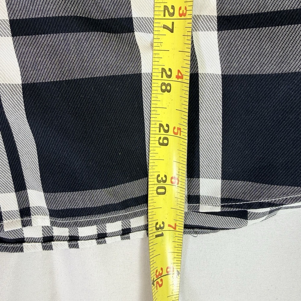 BANANA REPUBLIC Camden Fit Black White Plaid Button Down Shirt Large Non Iron - Picture 6 of 8